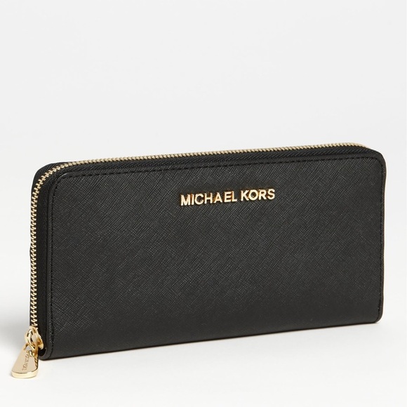 Michael Kors Handbags - Authentic Michael Kors Jet Set Wallet